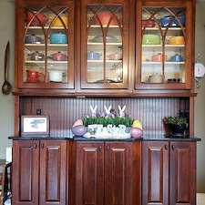 Hutch/China cabinet/Butler's pantry 0